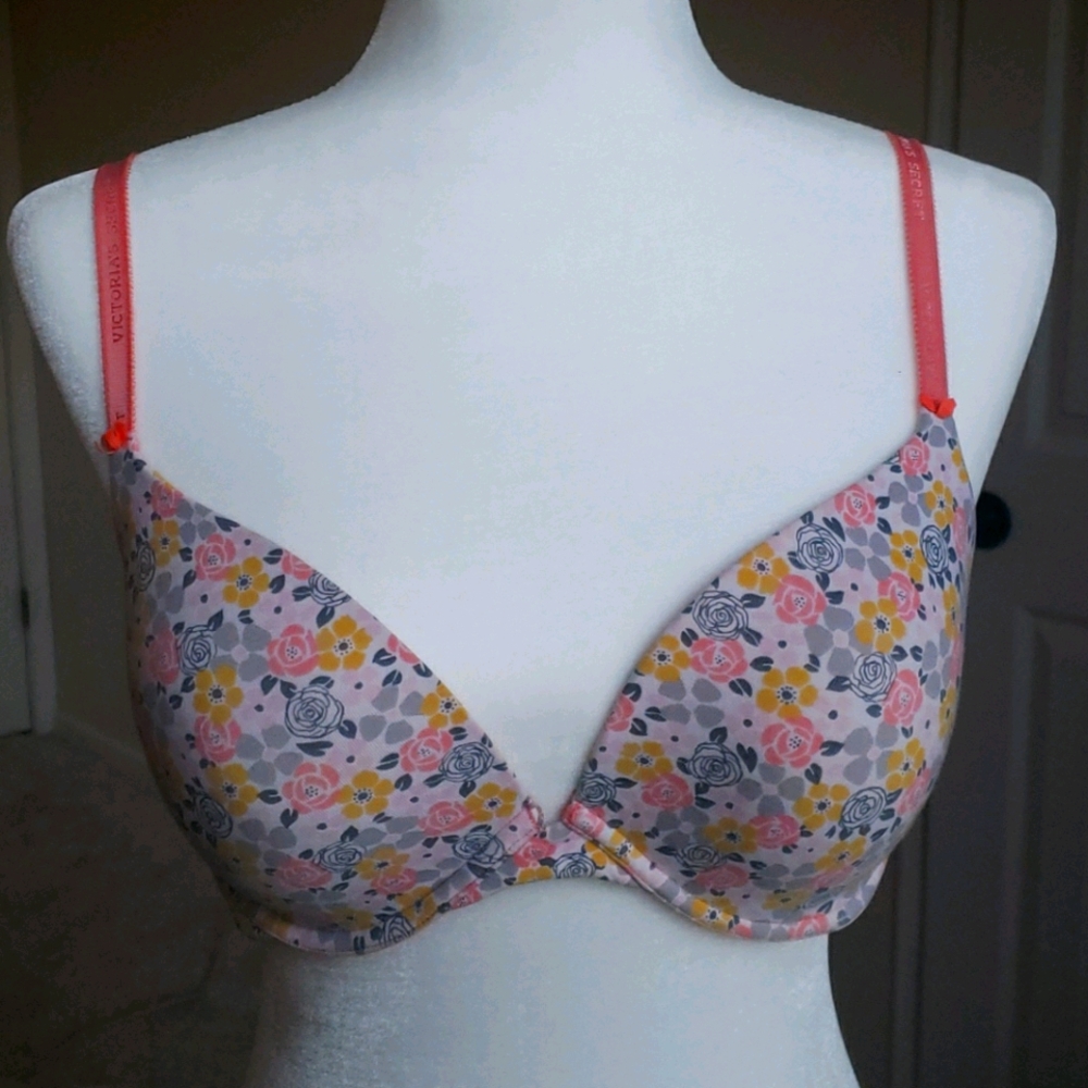 Victoria's Secret 36D floral push up bra